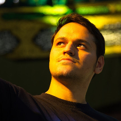 محمد صادق آشیانه محمد صادق آشیانه